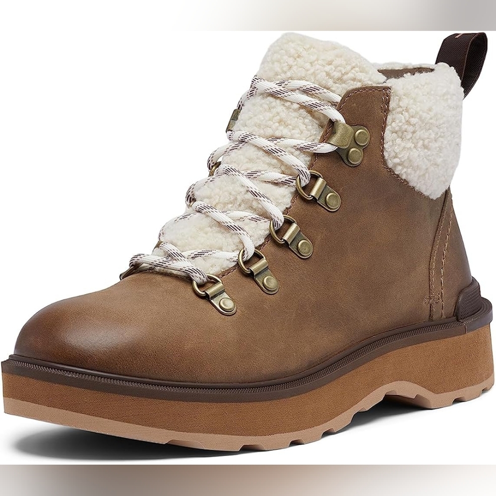 NWT Sorel Hi-Line hiking boots